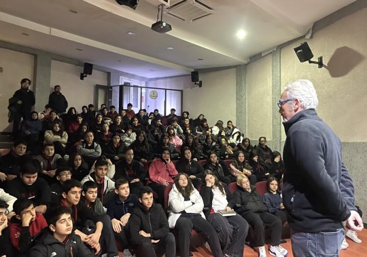 Lise Öğrencileri Turgutlu Tarihini Öğreniyor