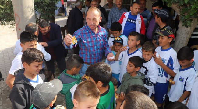 SEÇİM KAZANDIRAN MAHALLEDE COŞKULU KARŞILAMA