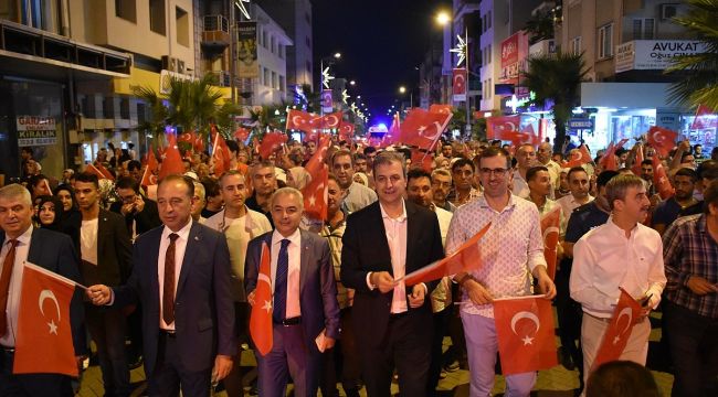 TURGUTLU'DA 15 TEMMUZ KORTEJ YÜRÜYÜŞÜ YAPILDI