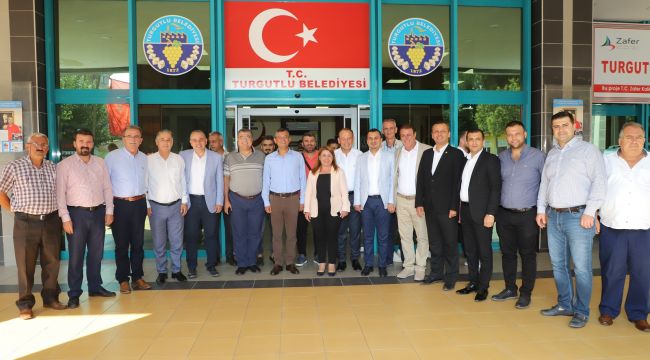 CHP’Lİ VEKİLLER TURGUTLU’DA BULUŞTU