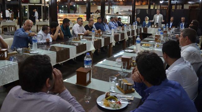 CUMHUR İTTİFAKI PIRLANTA RESTORAN'DA BULUŞTU