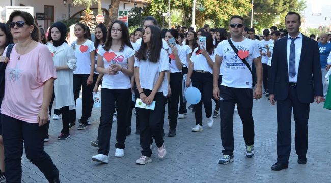 TURGUTLU'DA SAĞLIKLI YAŞAM YÜRÜYÜŞÜ YAPILDI