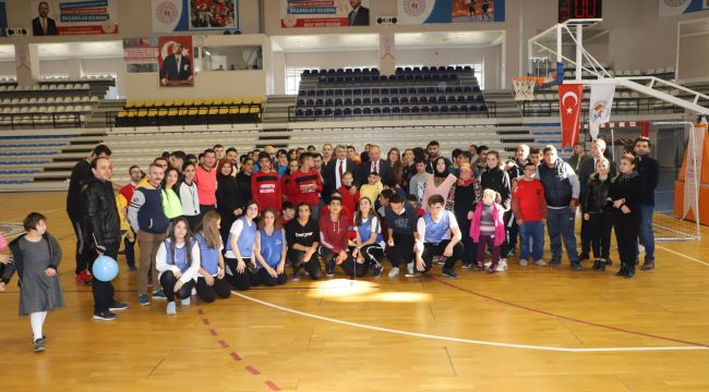 TURGUTLU'NUN ARTIK ENGELLİ BASKETBOL TAKIMI VAR