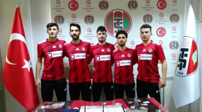 TURGUTLUSPOR'DA 5 İMZA