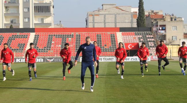 TURGUTLUSPOR'DA HEDEF DEĞİŞMEDİ