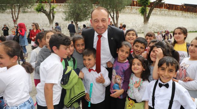 BAŞKAN AKIN'DAN TURGUTLULULARA ÇAĞRI