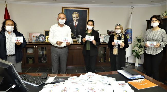 TURGUTLU'DA BERBER VE KUAFÖRLERE BİR DESTEKTE BAŞKAN AKIN'DAN