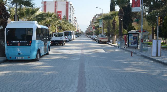 TURGUTLU'DA MASKESİZLERE VE SOKAĞA ÇIKMA KISITLAMASINI İHLAL EDENLERE CEZA YAĞDI