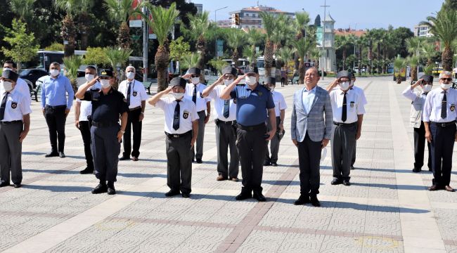 KIBRIS BARIŞ HAREKATININ 46. YILI TÖRENLE KUTLANDI