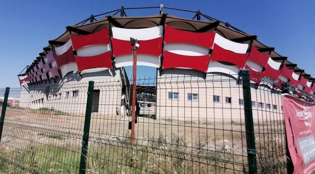 ORHAN İSYAN ETTİ: "BİTSİN ARTIK BU STAD!"