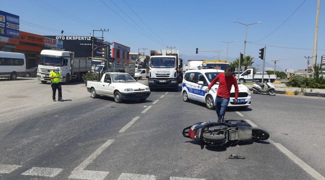 TURGUTLU'DA TRAFİK KAZASI 1 YARALI