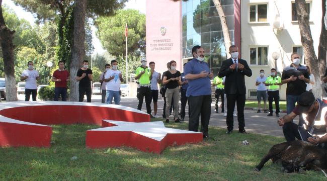 EMNİYET KAZA VE BELALARI DEFETMEK İÇİN KURBAN KESTİ