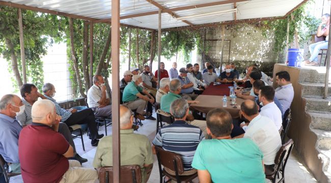 BAŞKAN AKIN’DAN ÜZÜM FİYATLARININ DÜŞÜRÜLMESİNE TEPKİ