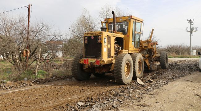 ARAZİ YOLLARINDA ASFALT ÇALIŞMALARI BAŞLADI