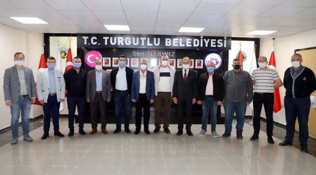 BAŞKAN ÇETİN AKIN’DAN YEREL ESNAFA DESTEK ÇAĞRISI