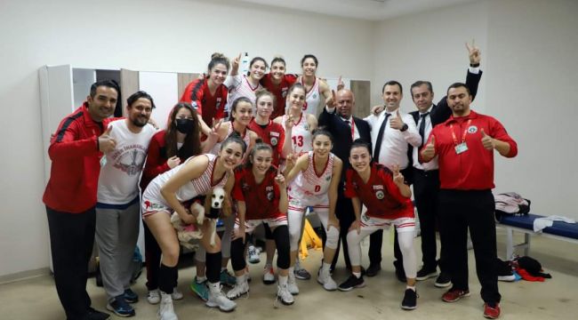 KADIN BASKETBOL TAKIMI 2’DE 2 YAPTI