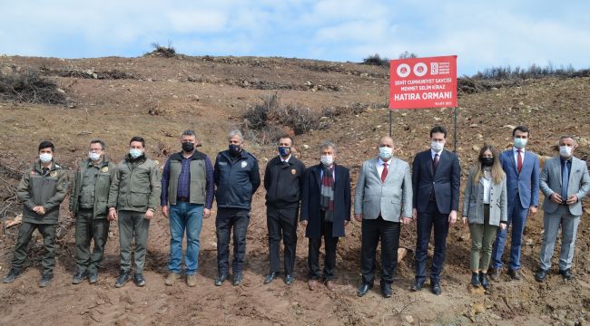 ŞEHİT SAVCI KİRAZ ANISINA 700 FİDAN TOPRAKLA BULUŞTU