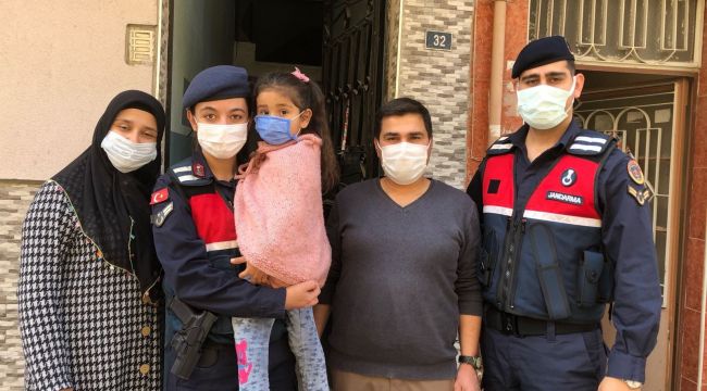 TURGUTLU’DA KAYBOLAN MİNİK KIZ ÇOCUĞU JANDARMA EKİPLERİNCE BULUNDU