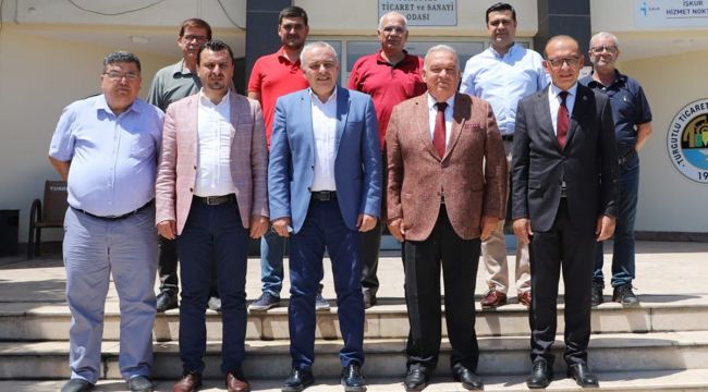 CHP’Lİ MİLLETVEKİLLERİNDEN TUTSO'YA ZİYARET