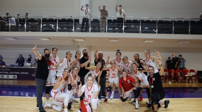 KADIN BASKETBOL TAKIMI GALİBİYETLE BAŞLADI