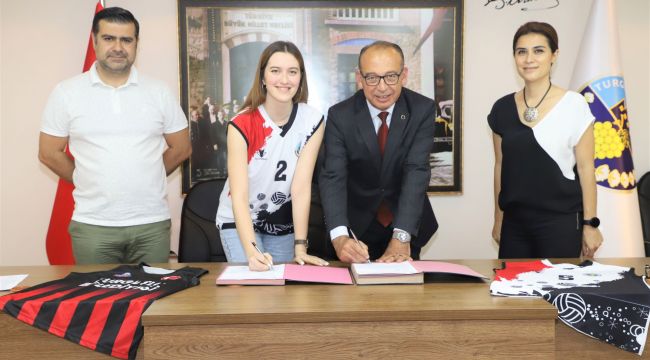 SUDE ÖZEL BELEDİYESPOR’DA