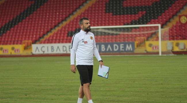 TURGUTLUSPOR’UN YENİ HOCASI KAZIM AKGÜN