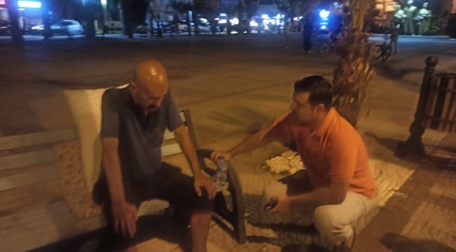 SOKAK'TA YAŞAYAN VATANDAŞA YARDIM ELİ