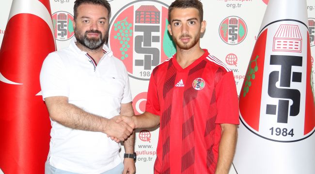 TURGUTLUSPOR’A BİR GURBETÇİ DAHA