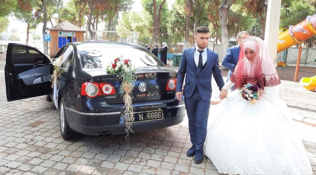 BAŞKAN’IN MAKAM ARACI DÜĞÜN ARABASI OLDU