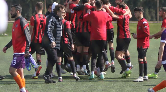 TURGUTLUSPOR'UN GENÇLERİ RAKİP TANIMIYOR