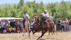 CİRİT VE KEŞKEK FESTİVALİ YOĞUN İLGİ GÖRDÜ