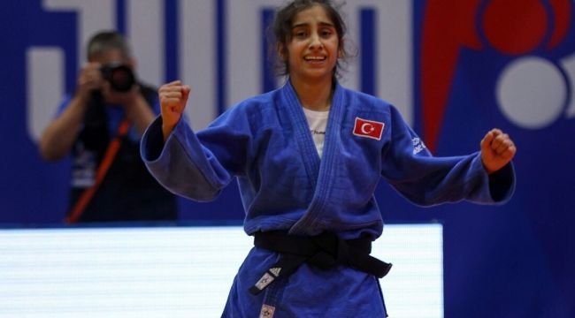ZİLAN ERTEM AVRUPA ŞAMPİYONU