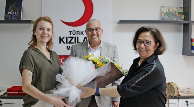 KIZILAY MANİSA ŞUBESİ KADIN KOLLARI BAŞKANLIĞINA YONCA ÖZTAŞ GETİRİLDİ