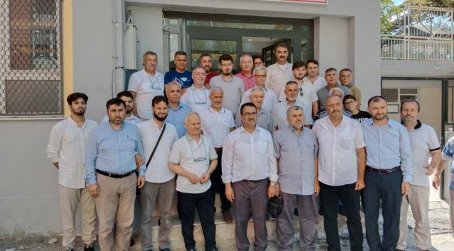 TURGUTLU İMAM HATİP MEZUNLARI BAYRAMLAŞTI