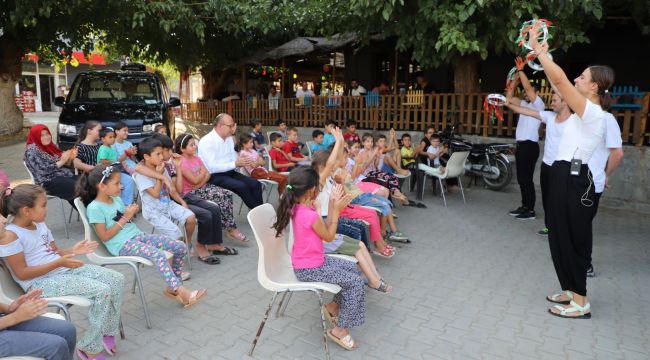 DÜNYA BARIŞ GÜNÜ ÇOCUKLARLA KUTLANDI