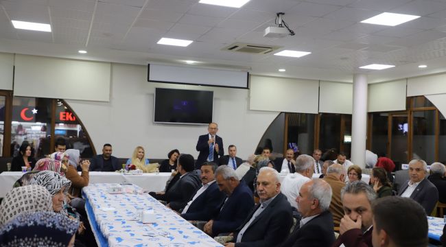 Başkan Akın’dan Muhtarlar Günü yemeğinde iş birliği ve dayanışma vurgusu