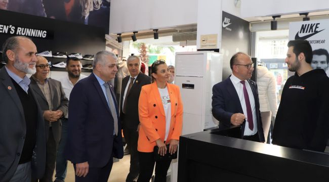 Başkan Akın Ve Altılı Masa Temsilcilerinden Esnaf Ziyareti