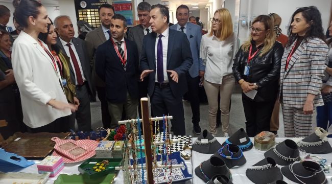 Hastalardan el emeği ve göz nuru sergisi