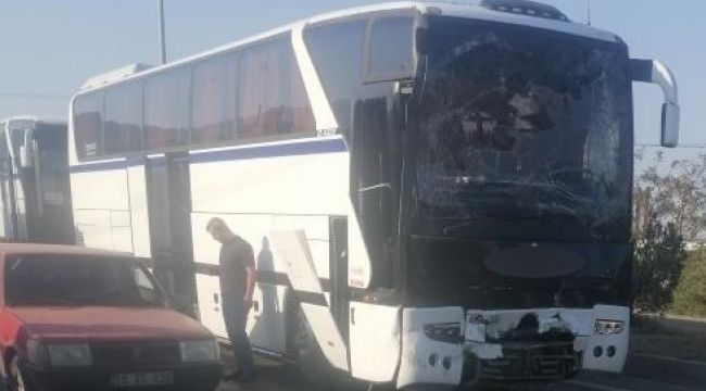 İŞÇİ SERVİSİ KAZA YAPTI YARALILAR VAR!