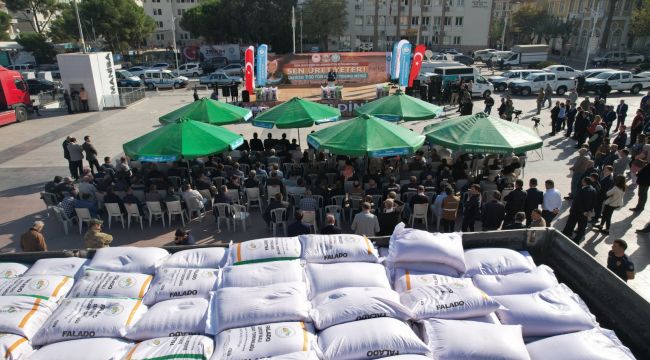 Manisalı üreticilere 1100 ton hububat tohumu dağıtıldı