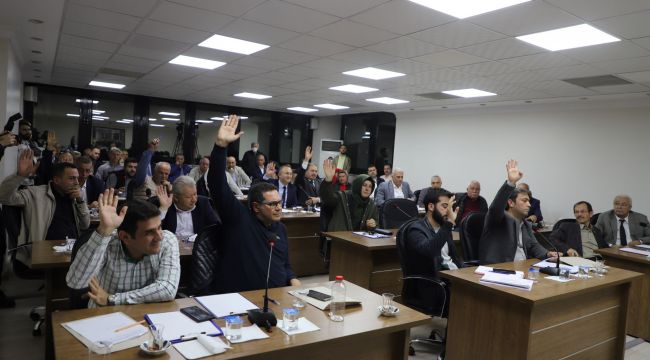 Cumhur İttifakı belediye meclis üyelerinden açıklama: “Kangreni büyütmemek için buna hayır dedik”