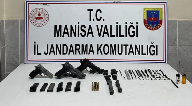 El yapımı tabanca ele geçirildi