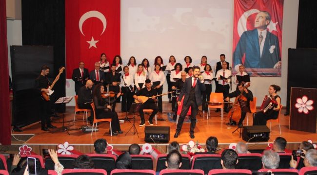 Turgutlu’da 24 Kasım Öğretmenler Günü törenlerle kutlandı