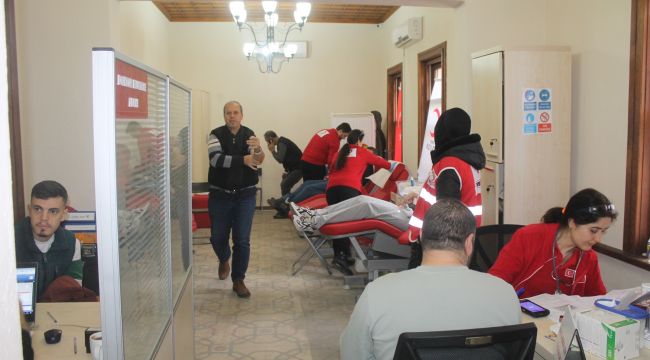 Turgutlu’da vatandaşlar kan vermeye koştu