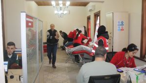 Turgutlu’da vatandaşlar kan vermeye koştu