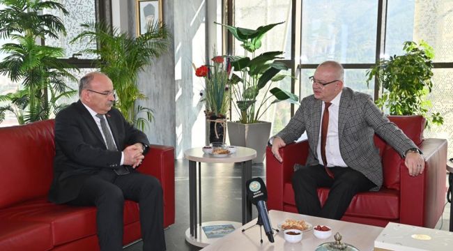 Vali Karadeniz'den, Başkan Ergün'e teşekkür ziyareti