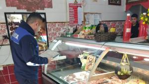 Turgutlu Belediyesi Zabıtasından Ruhsat ve Fiyat Etiket Denetimi