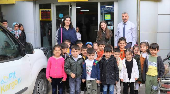 Turgutlu’da Minik Öğrencilerden Velilere Sürpriz Mektup