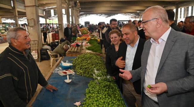 Başkan Ergün, Ahmetli'de Pazarcı Esnafıyla Buluştu
