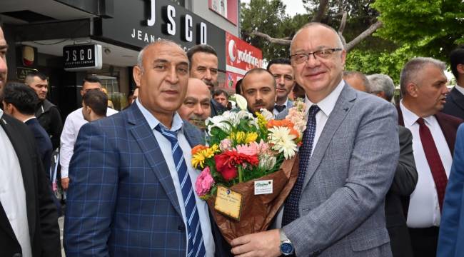 Başkan Ergün ve MHP Heyetine Akhisar’da Coşkulu Karşılama
